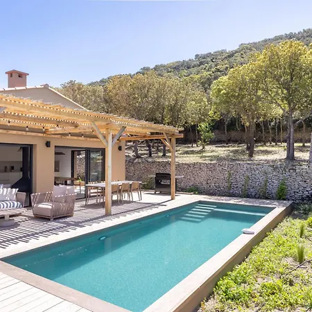 فيلة Domaine & Version Maquis