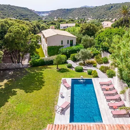 Domaine & Version Maquis Villa Bonifacio (Corsica)