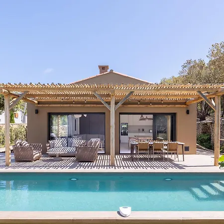 Domaine & Version Maquis Villa Bonifacio (Corsica)