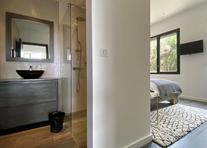 Vila Domaine & Version Maquis *