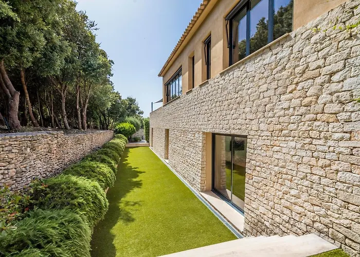 Vila Domaine & Version Maquis