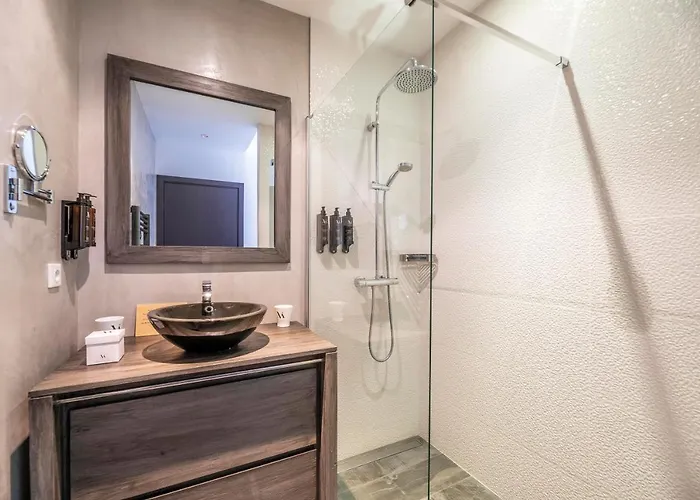 Vila Domaine & Version Maquis