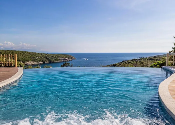 Vila Domaine & Version Maquis *