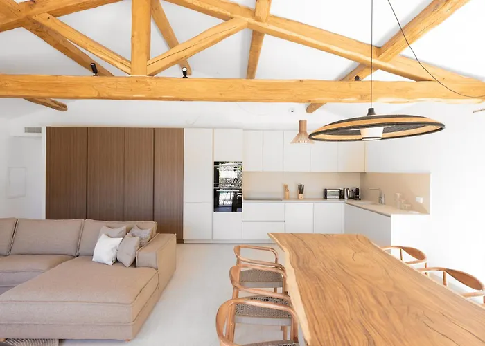 Vila Domaine & Version Maquis