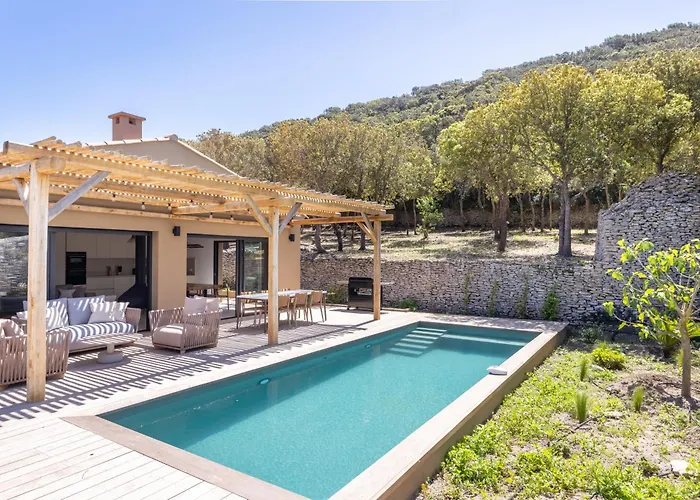 Vila Domaine & Version Maquis